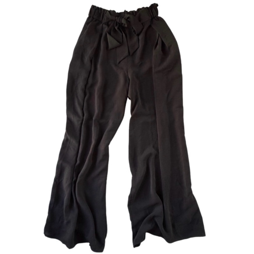 Elegant Black Wide-Leg Pants
